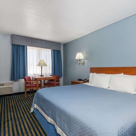 Days Inn By Wyndham Las Vegas Exterior photo